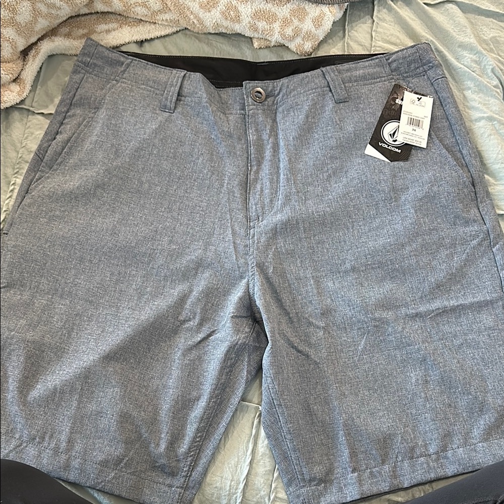 Men's Gray Shorts